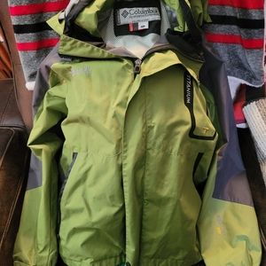 Youth XXL Columbia Jacket